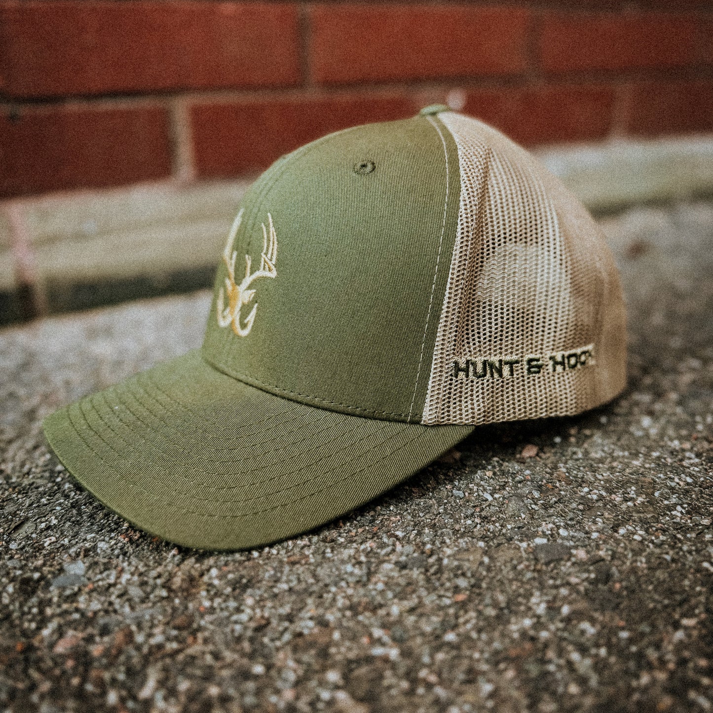 Basic Logo / Moss-Khaki Trucker Hat